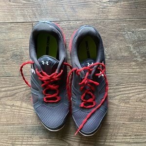 Men’s Under Armour running shoes